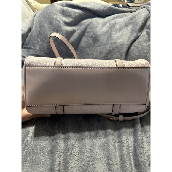 Michael Kors Medium Duffle Bag Satchel Light Powder Blush Pink MK Signature - Picture 9 of 13